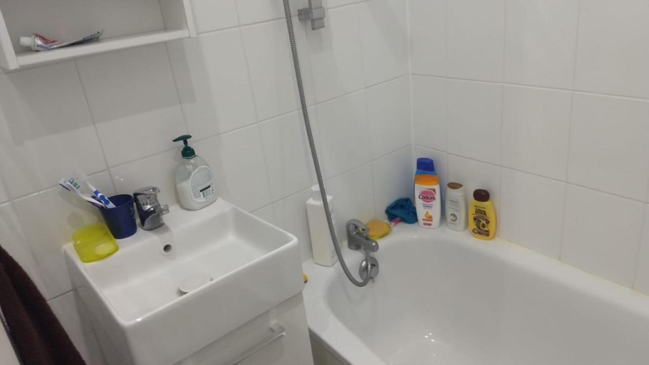 Chez L Habitants Aubervilliers Esterno foto